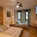 B Estudio Junto A La Estacion Parking Gratis Appartement *