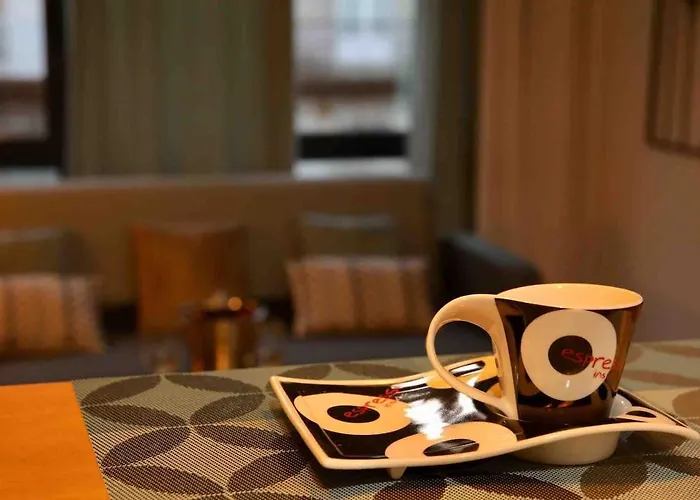 B Estudio Junto A La Estacion Parking Gratis Apartment *